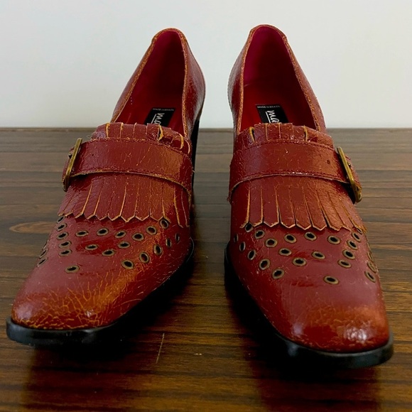 Matisse, women’s 6.5, crackled leather maroon fringe heeled buckle loafers - Picture 2 of 11